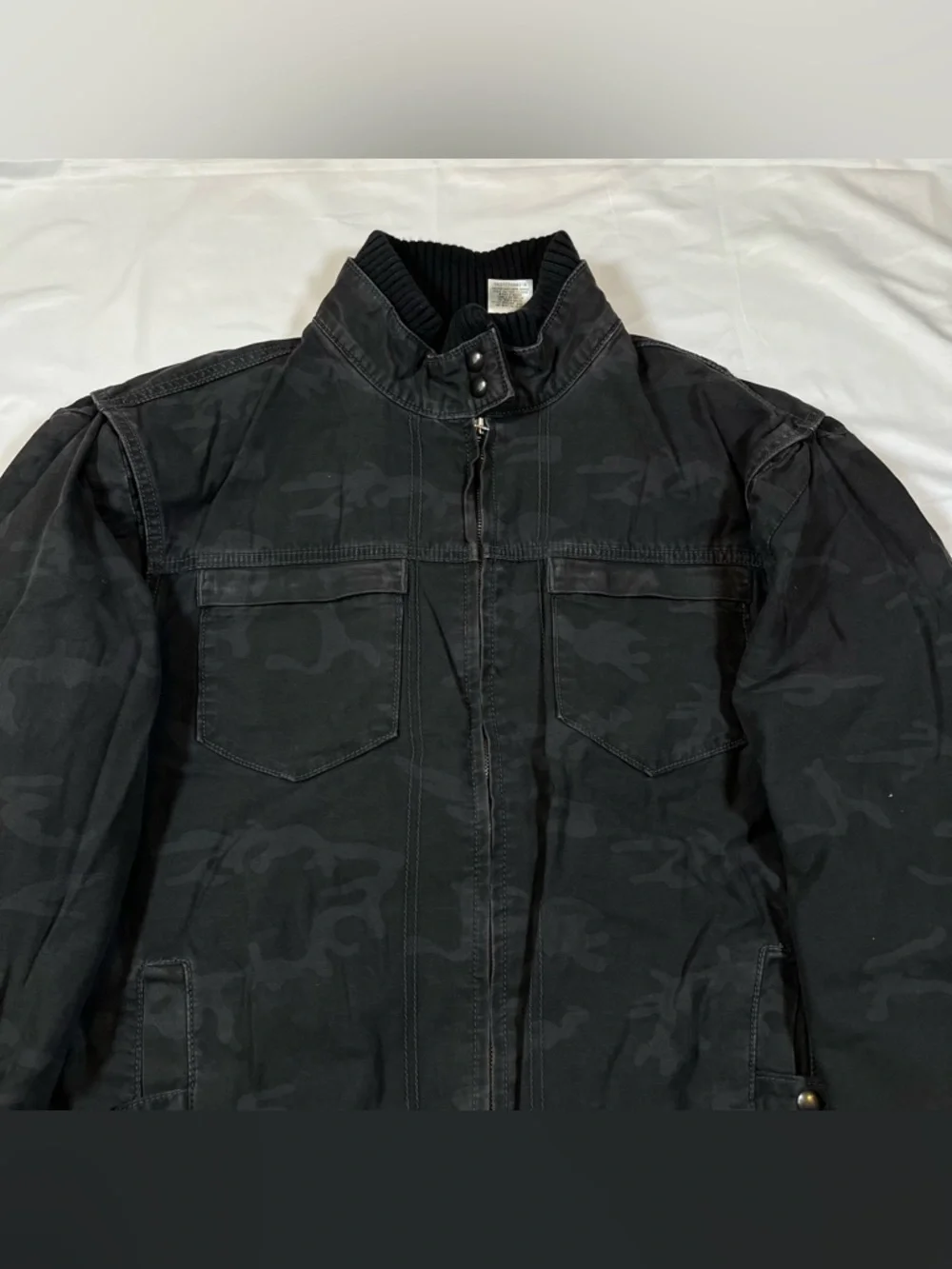 Levis levis tab
